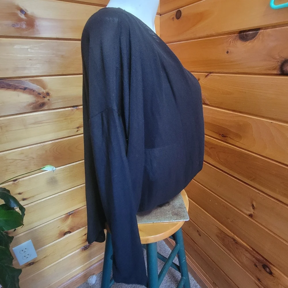 💰⏳️Free People Unique Sheer Drapey Top Size Large NWT DEFECT